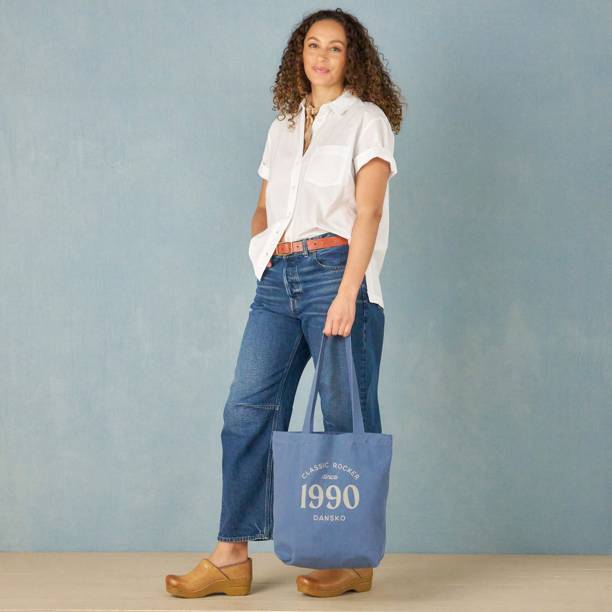 Dansko Top Pick | Classic Rocker Chambray Tote