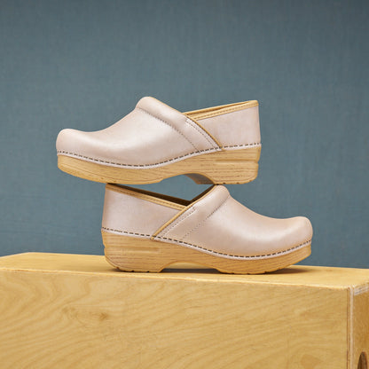 Dansko New | Professional Pearl Metallic