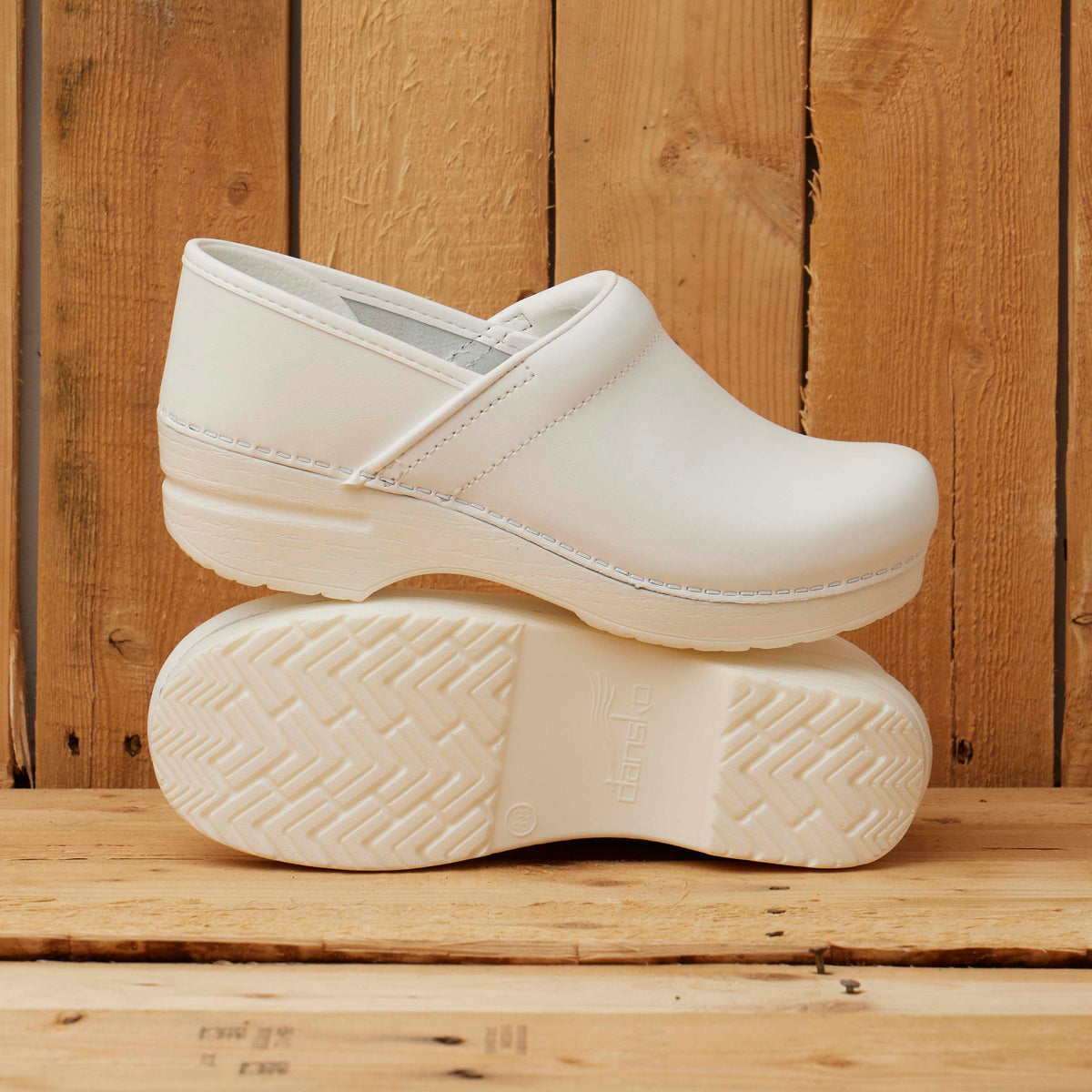 Dansko Trusted | Professional White Box