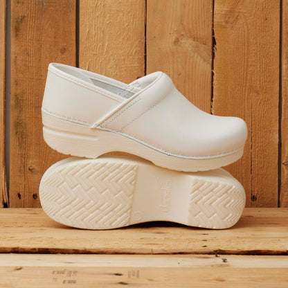 Dansko Trusted | Professional White Box