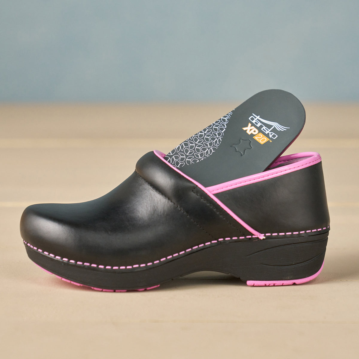 Dansko Sale | XP 2.0 Black/Pink Leather