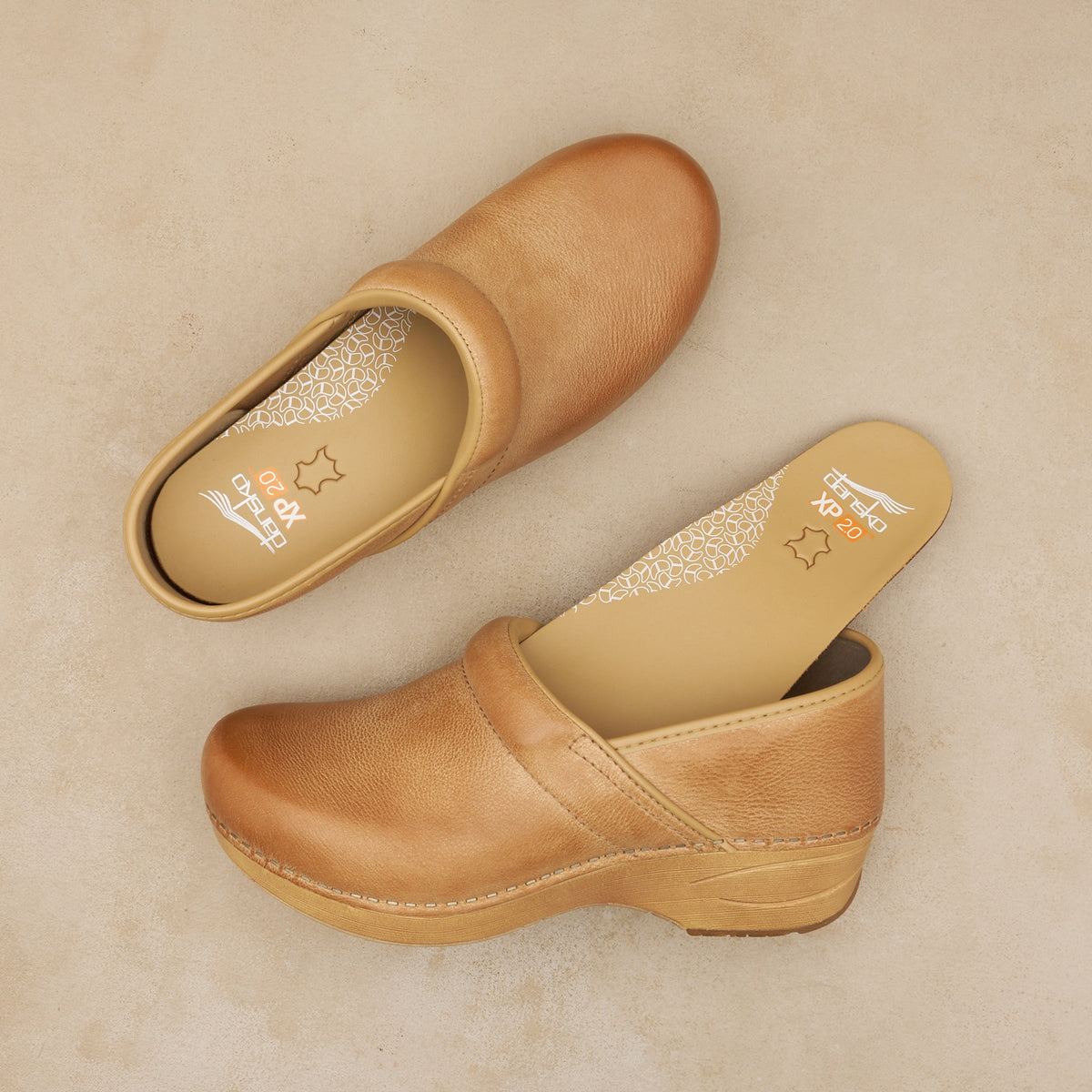 Dansko Discount | XP 2.0 Honey Distressed