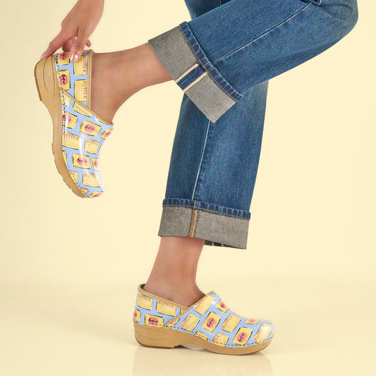 Dansko Deals | XP 2.0 Clog Butter Patent