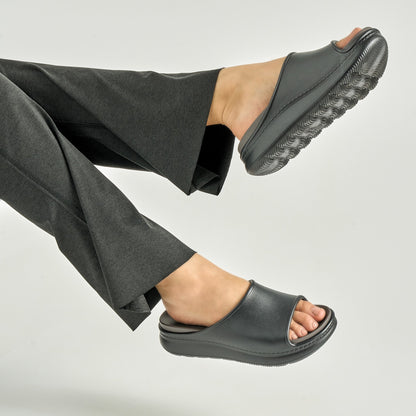 Dansko Latest | Devyn Black Molded