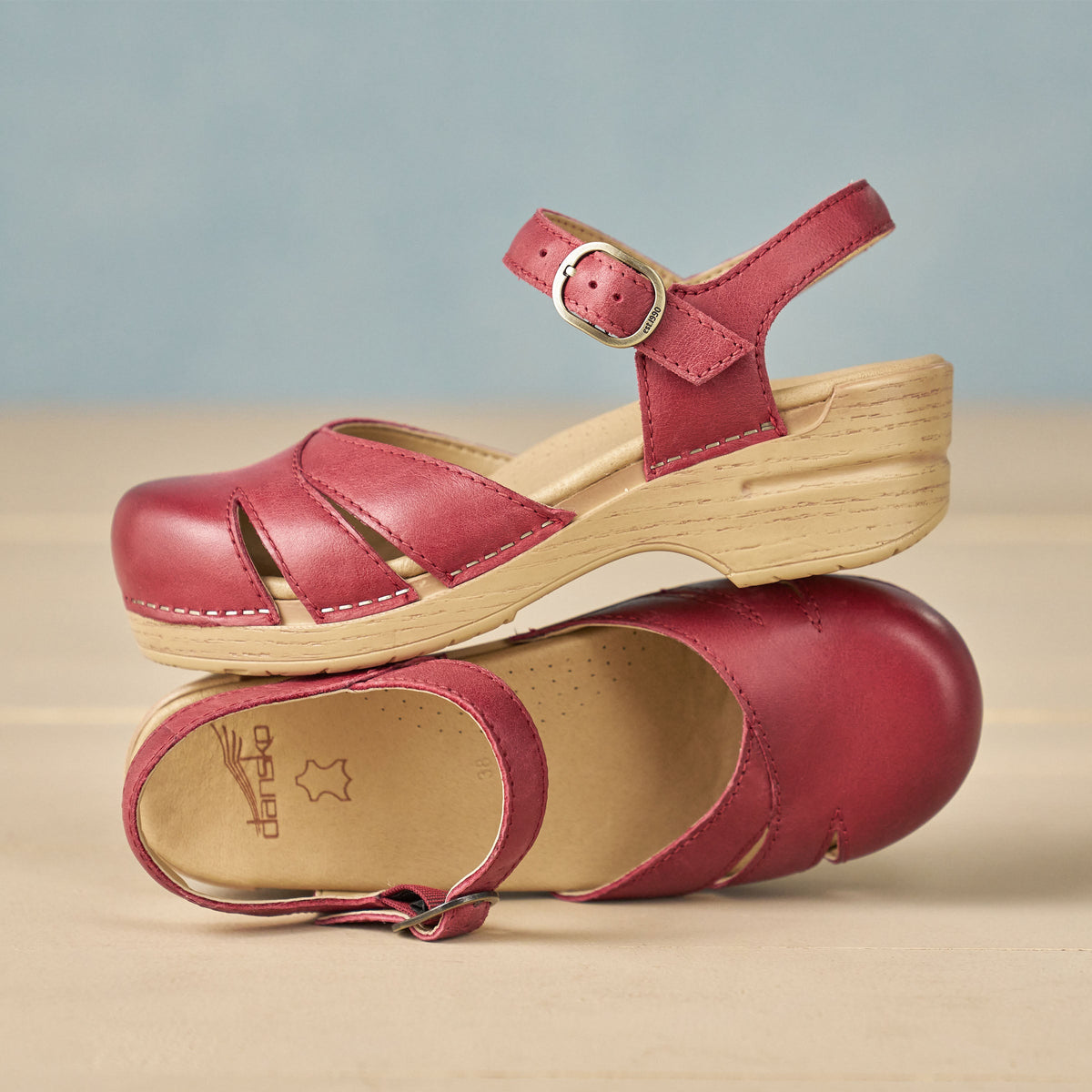 Dansko Recommended | Margreta Red Burnished Nubuck