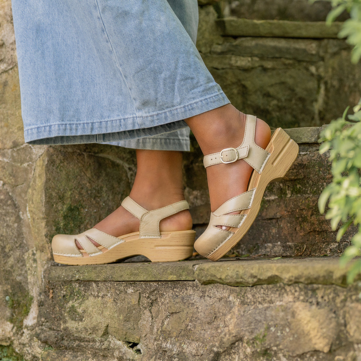 Dansko Featured | Margreta Biscotti Leather