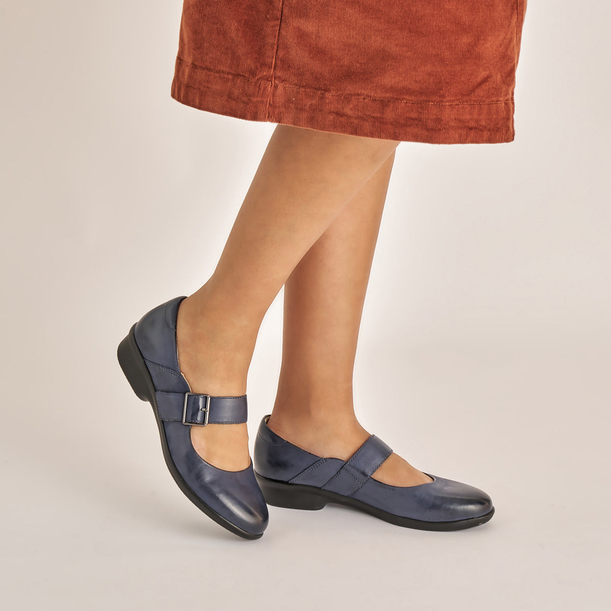 Dansko Featured | Collette Navy Burnished Nubuck