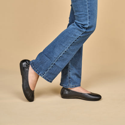 Dansko Trusted | Mollie Black Nappa