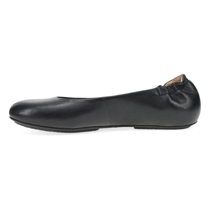Dansko Trusted | Mollie Black Nappa