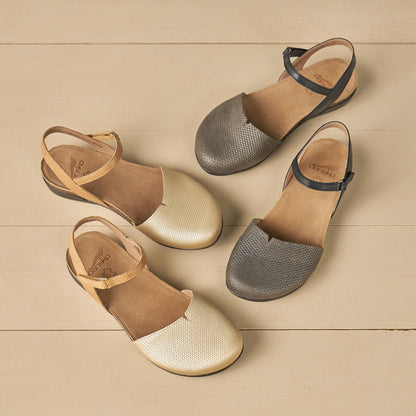 Dansko Exclusive | Rowan Taupe Metallic