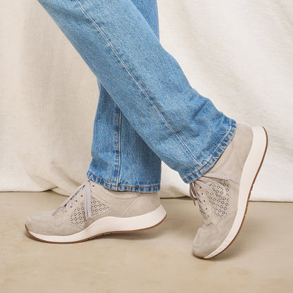Dansko Best Seller | Catie Grey Suede