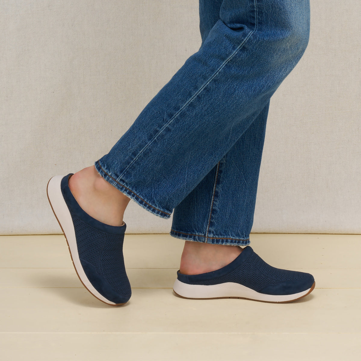 Dansko Exclusive | Claudia Marine Mesh