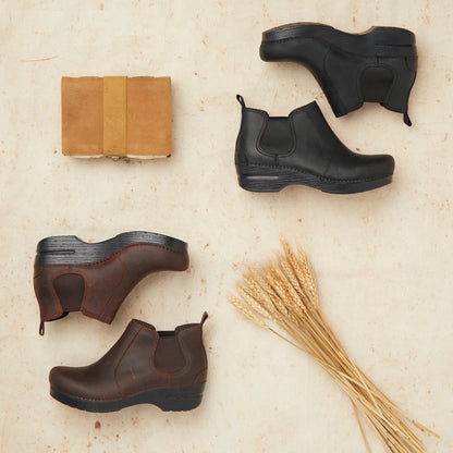 Dansko Classic | Frankie Antique Brown Oiled