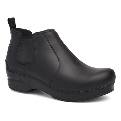 Dansko Essential | Frankie Black Oiled