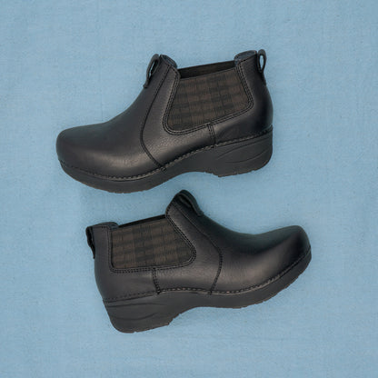 Dansko Special Offer | XP 2.0 Bootie Black Leather