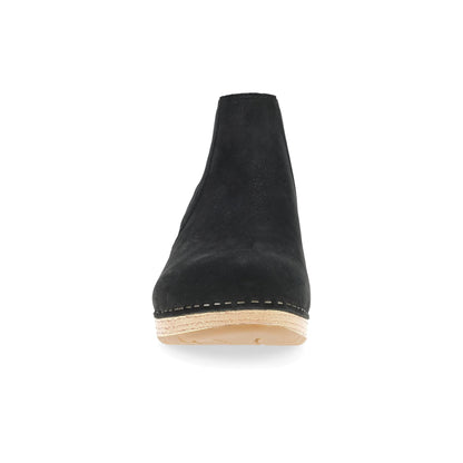 Dansko Deals | Lane Black Milled Nubuck