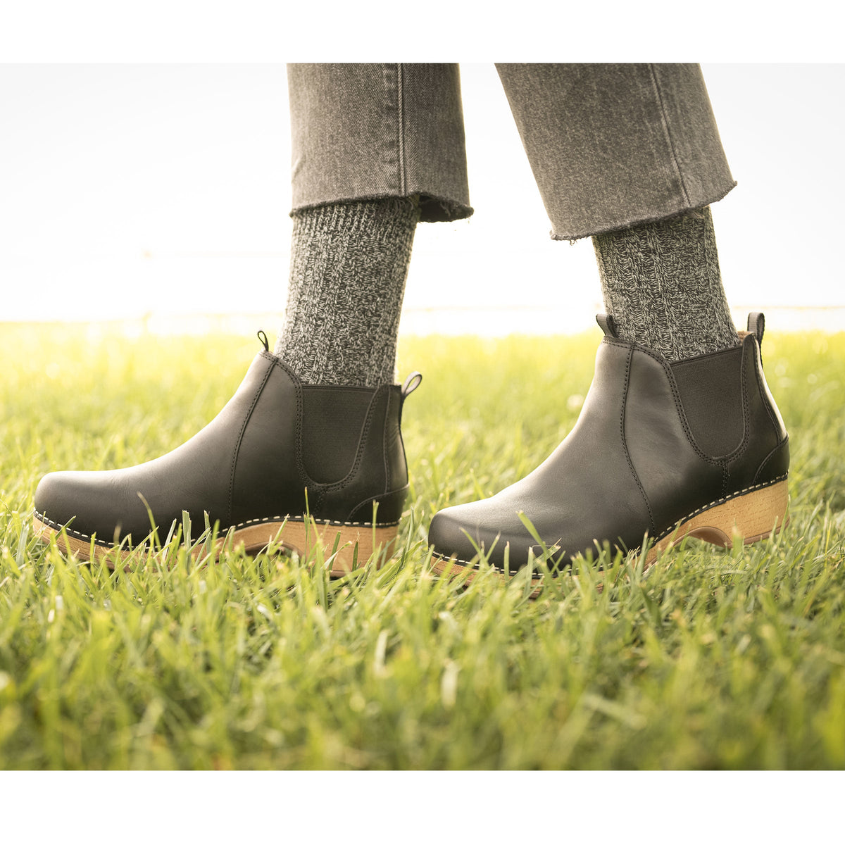 Dansko Smart Buy | Becka Black Oiled Pull Up