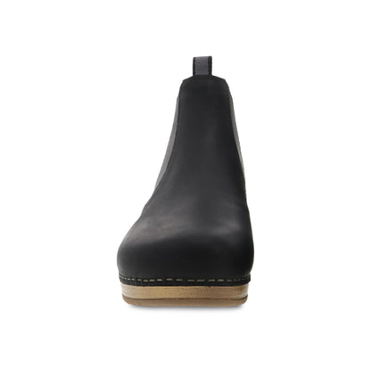 Dansko Smart Buy | Becka Black Oiled Pull Up