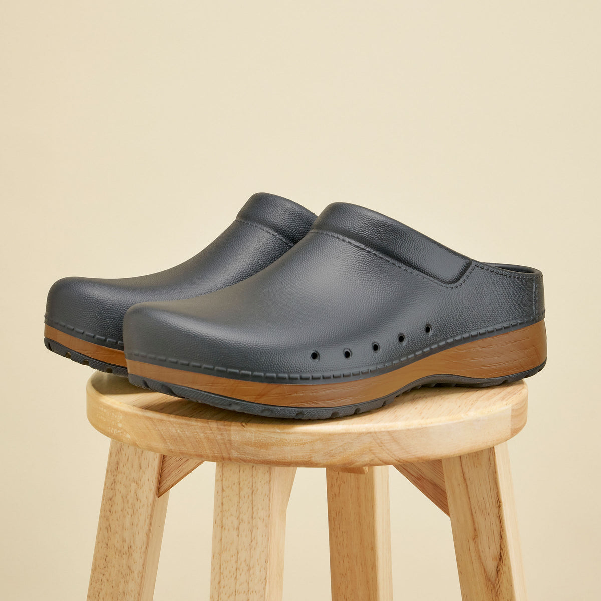 Dansko Special Offer | Kane Mens Black Mule
