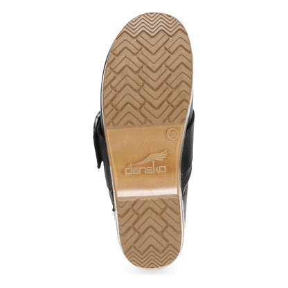 Dansko Sale | Pearson Black Tumbled