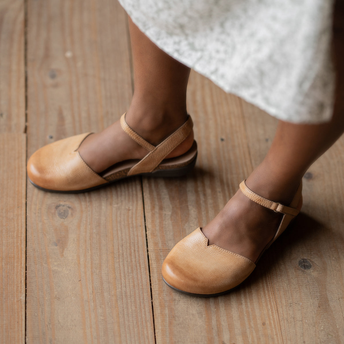 Dansko Featured | Rowan Honey Distressed
