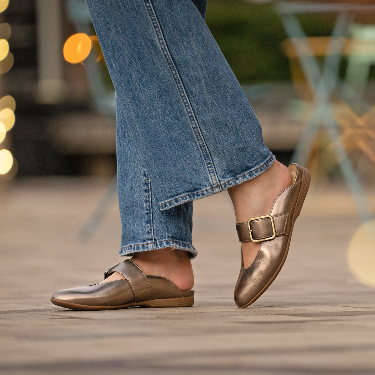 Dansko Classic | Lotus Dark Gold Metallic