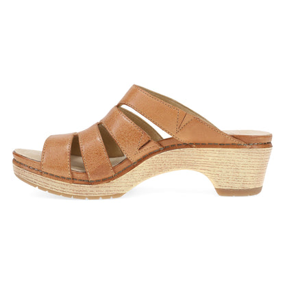 Dansko Deals | Lyndi Natural Leather
