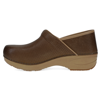 Dansko Deals | XP 2.0 Clog Brown Woven