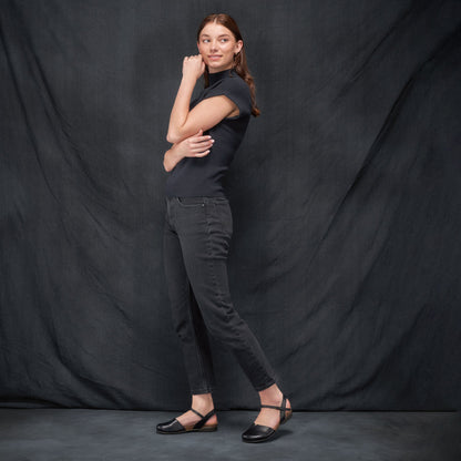 Dansko Exclusive | Rowan Black Waxy Burnished