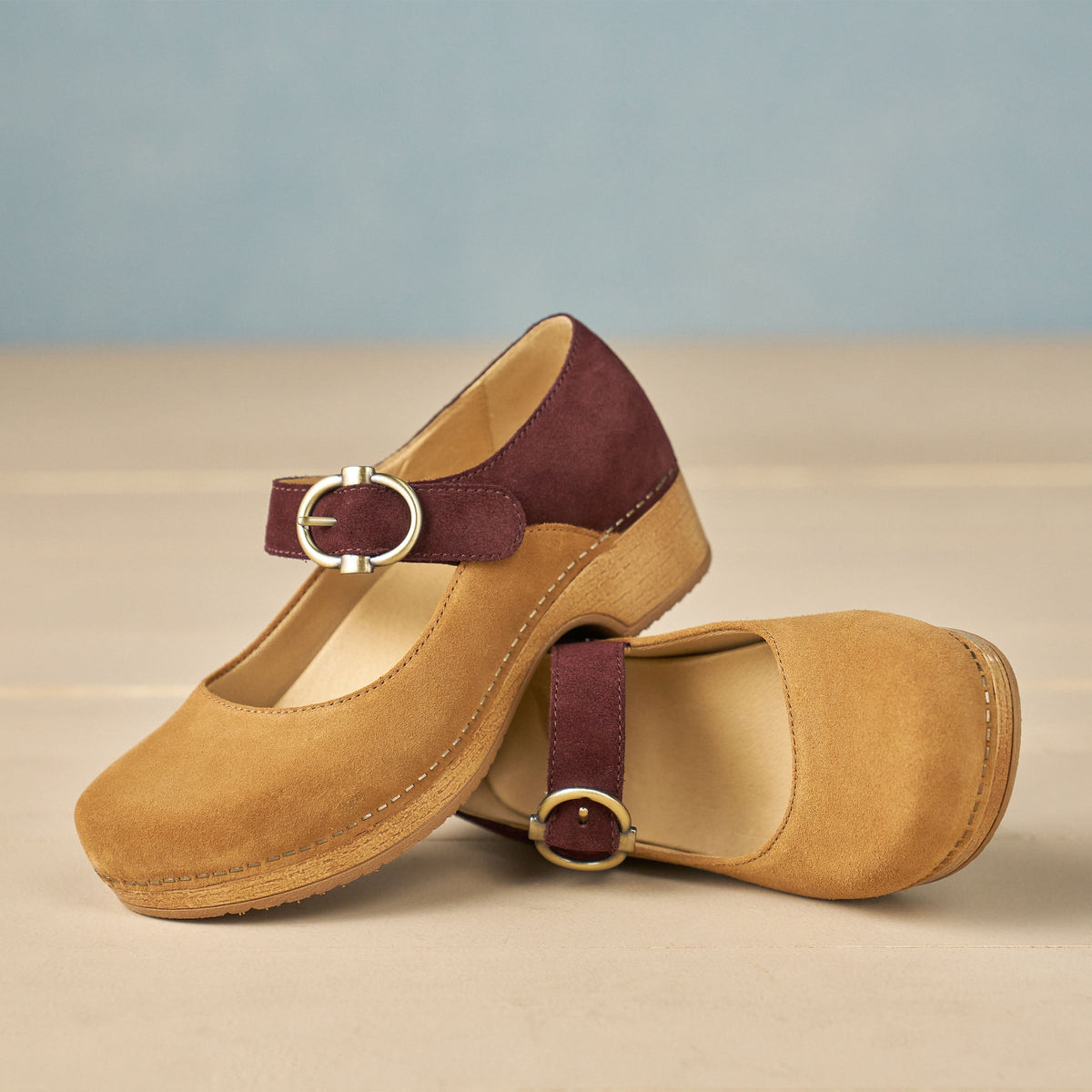 Dansko Smart Buy | Bonny Mary Jane Tan/Mulberry
