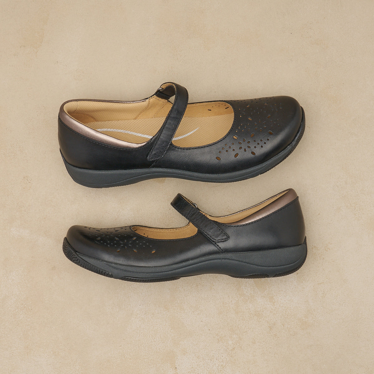 Dansko Hot Sale | Stacy Black Waxy Burnished