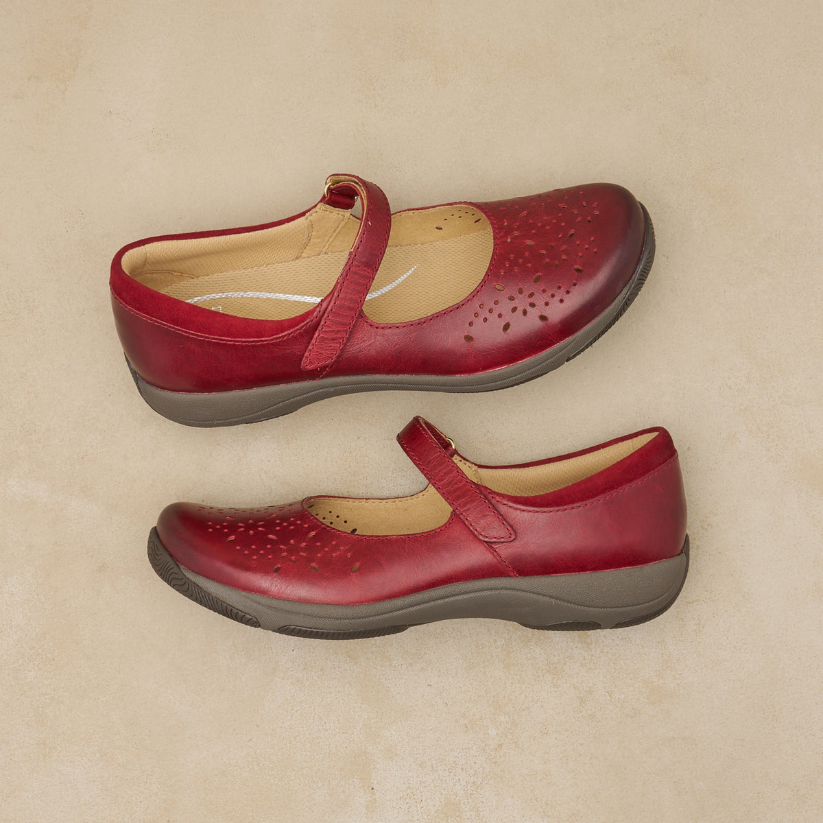 Dansko Smart Buy | Stacy Red Waxy Burnished