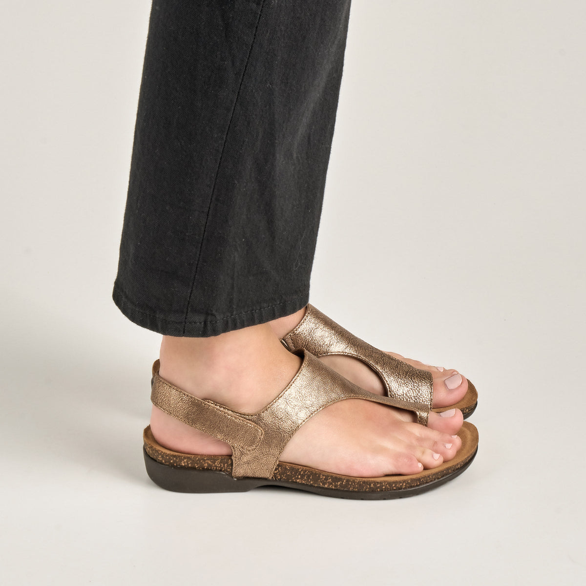 Dansko Top Pick | Reece Bronze Metallic