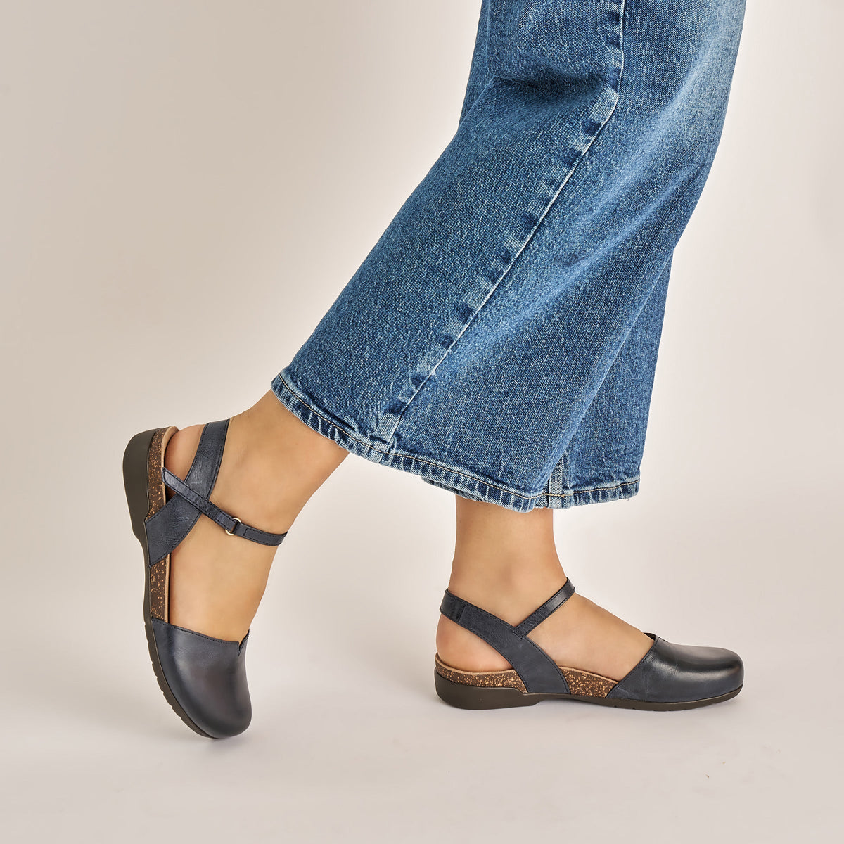 Dansko Special Offer | Rowan Navy Waxy Burnished