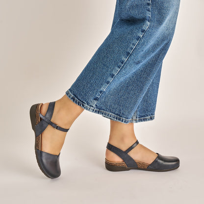 Dansko Special Offer | Rowan Navy Waxy Burnished