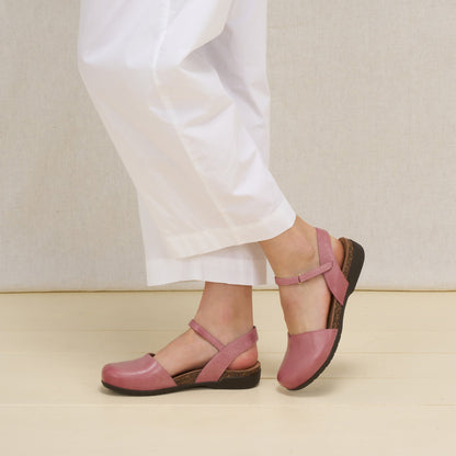 Dansko Latest | Rowan Pink Leather