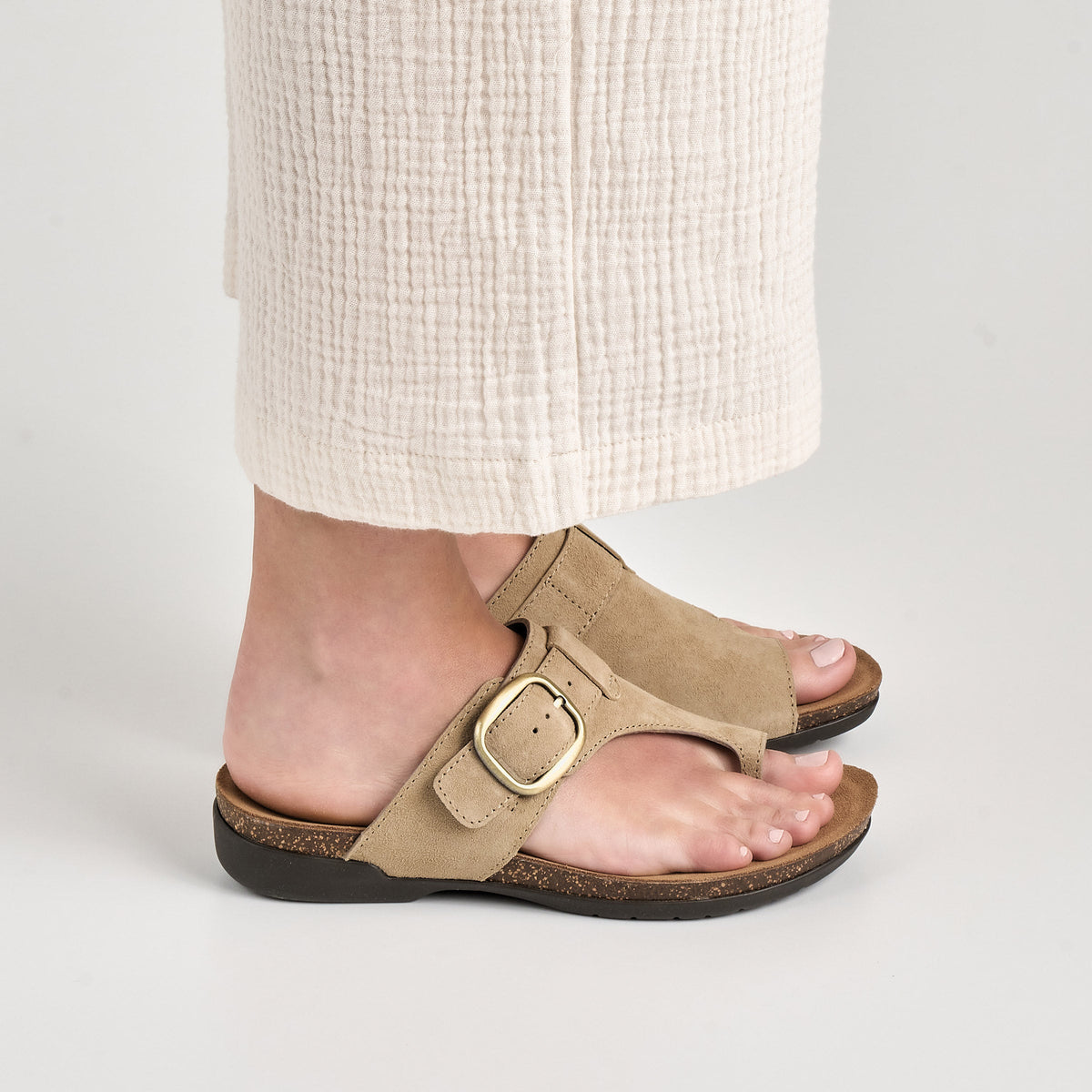 Dansko Premium | Rylee Sand Suede