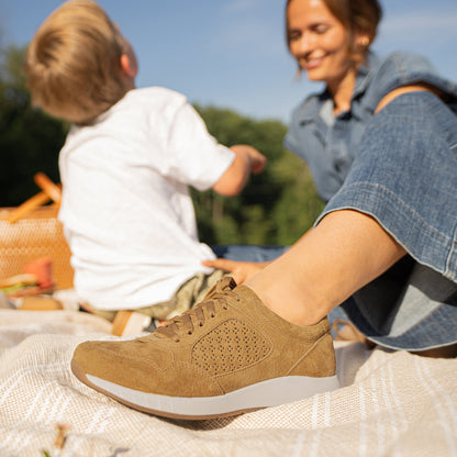 Dansko Trending | Catie Tan Suede