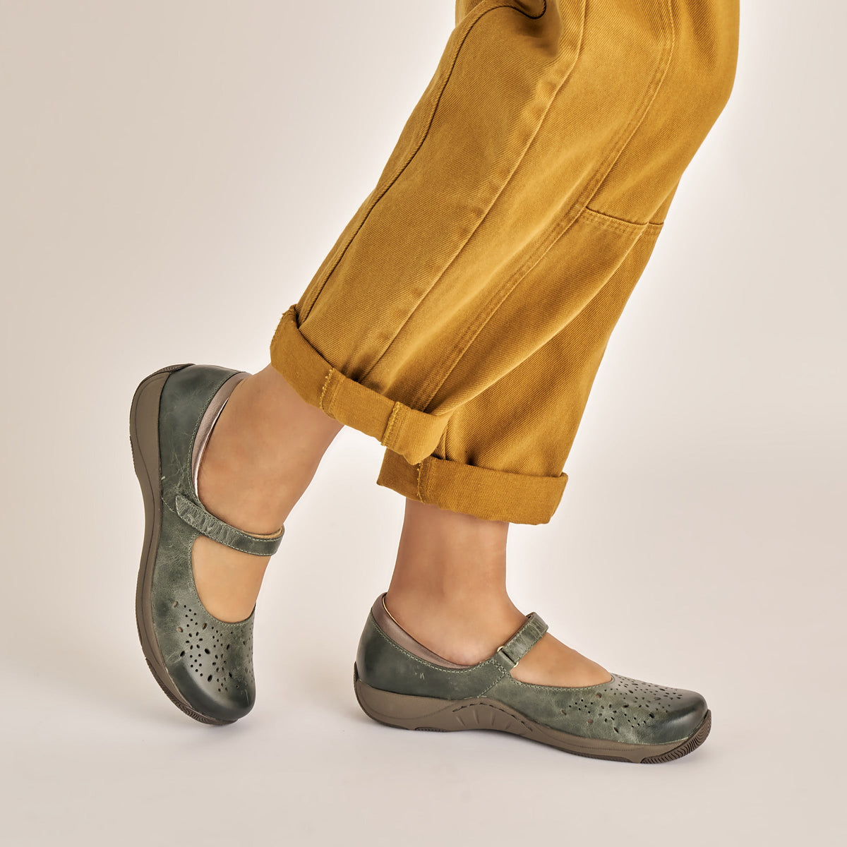 Dansko Everyday | Stacy Lake Waxy Burnished